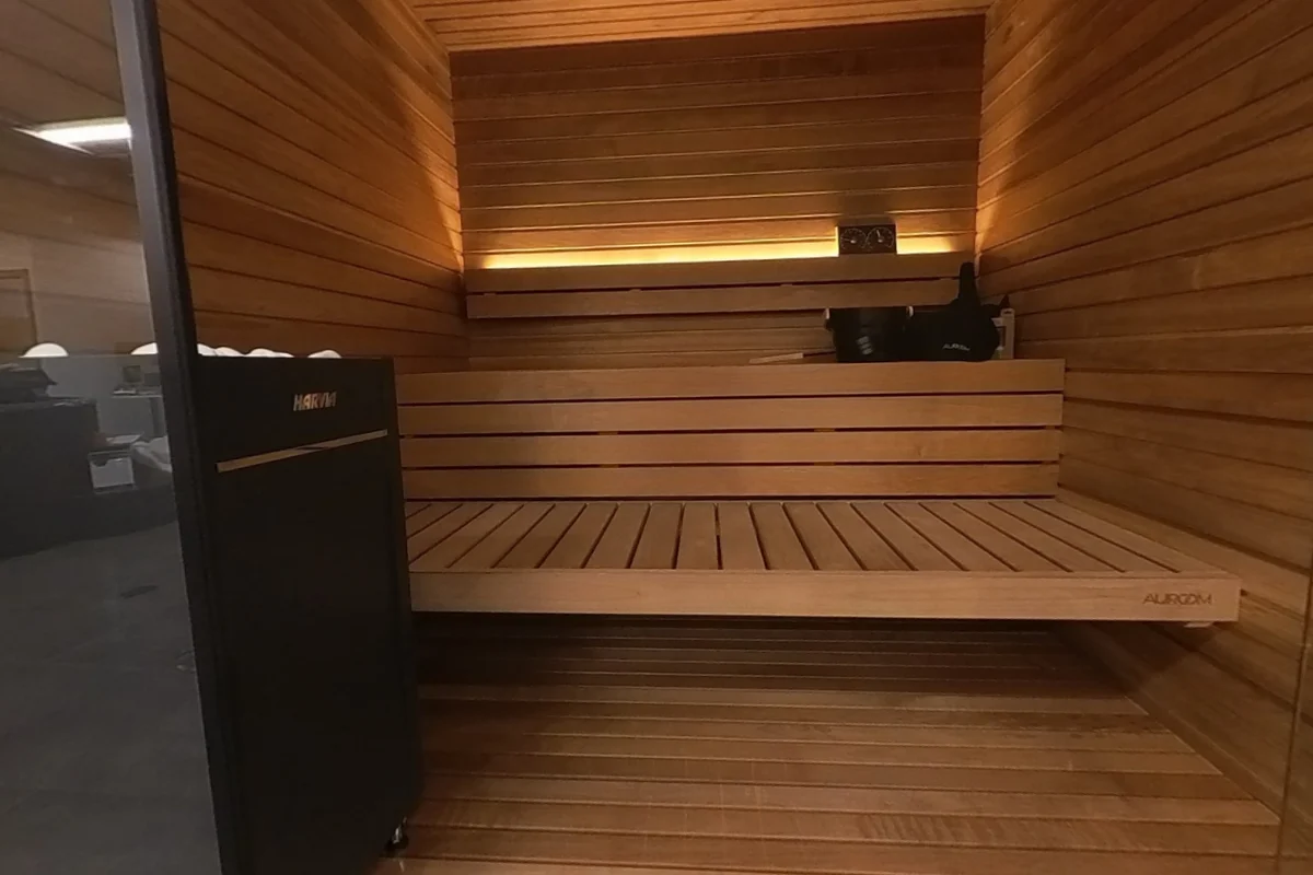 Auroom Mira L 360° tour