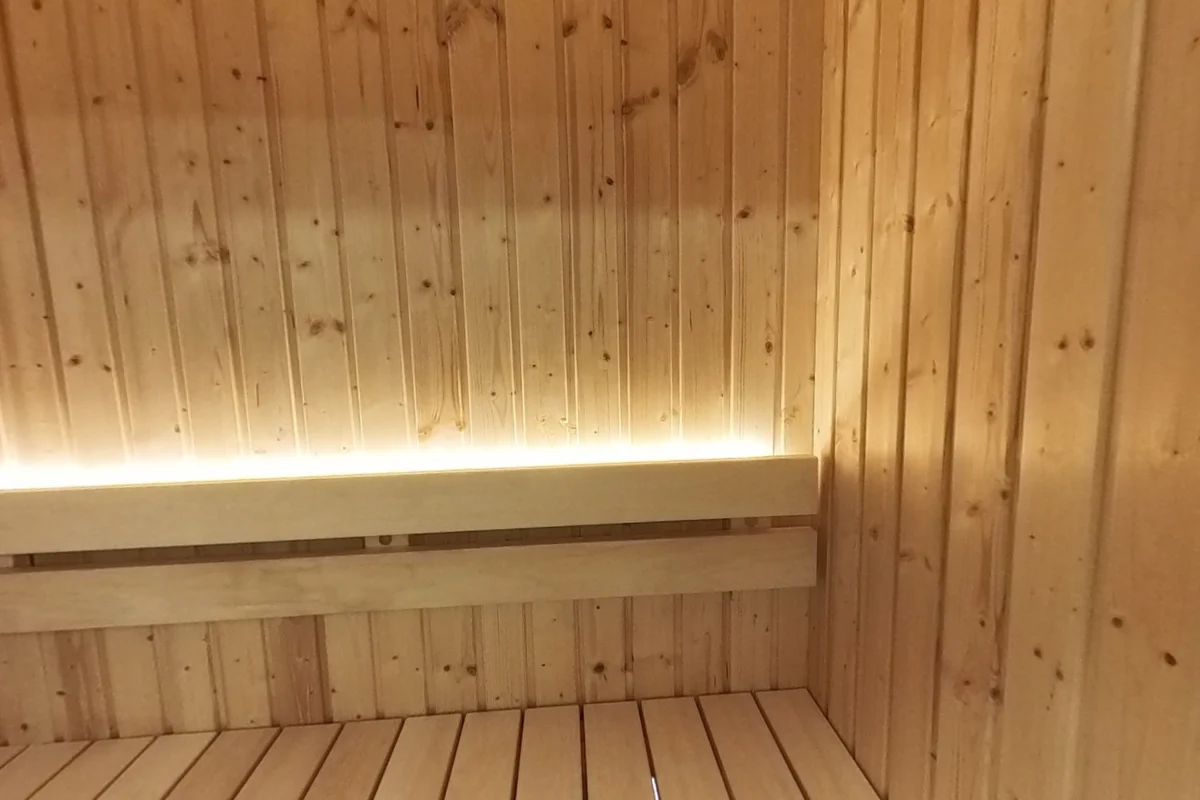 The X2 backrest with indirect lighting above it.
