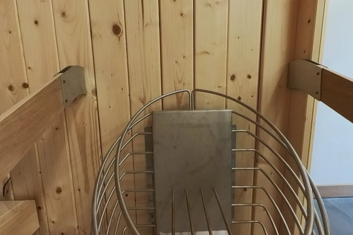 Wood guard around the X7 display heater.